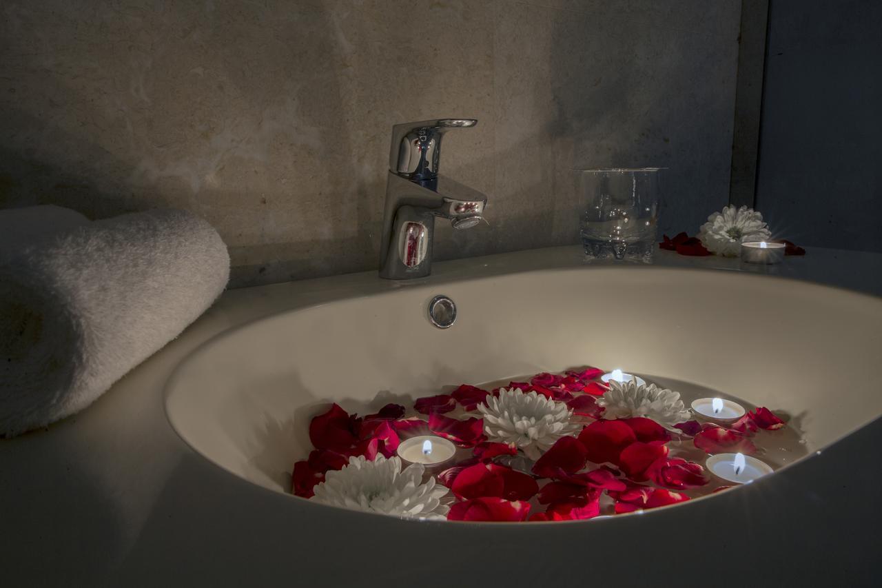 Rollins Hotel Burajda Zewnętrze zdjęcie